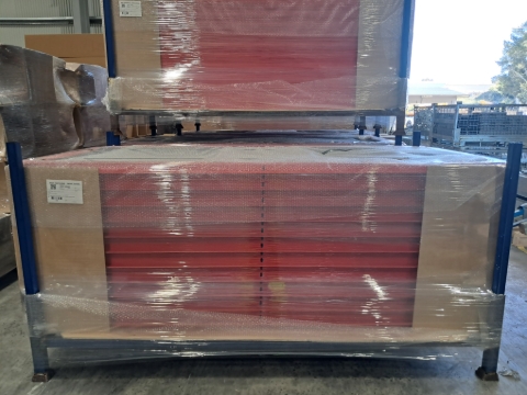 <p>Add your stillage legs and put your sticker on (the left side) and the product is ready to go.</p>