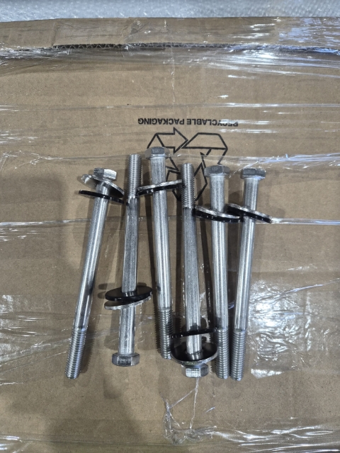 <p>Hexagon Bolt M12*160</p><p>Big washer</p><p>Rubber washer</p>