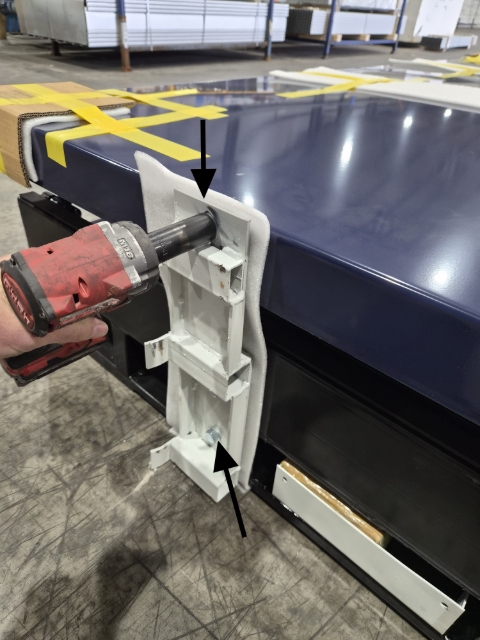 <p>Remove the metal bracket using the rattle gun.</p>