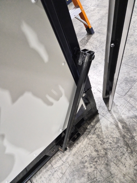 <p>Remove the support bar.</p>