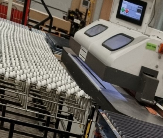 <p><span>Ensure rolling tables are set up at the machines Front Entry Point Rear Exit point and in front of machine to take weight and overhand of panel sides to be edged</span></p>