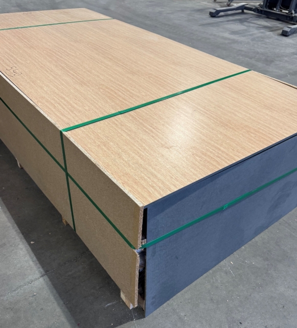<p><span style="line-height: 1.4;">Strap pallet across the width. </span></p><p><span style="line-height: 1.4;">Where pallets are above 500mm H a strap around the perimeter is needed </span></p>