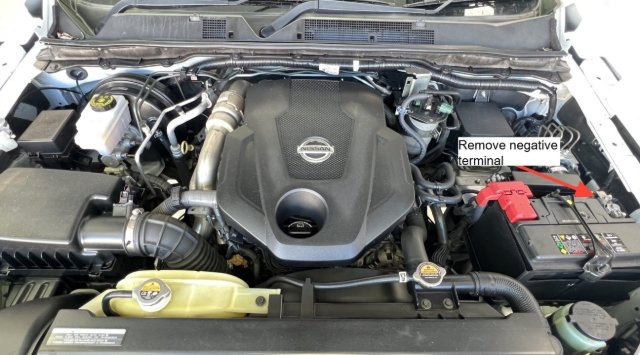 <p>Disconnect the vehicle battery by disconnecting the negative terminal before starting.</p>