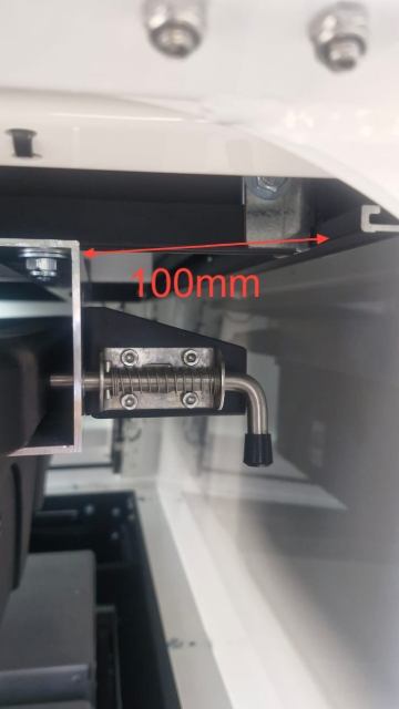 <p>First rail is 100mm from the low-profile bar.</p>