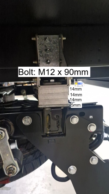 <p>D-MAX/BT-50 DC Back</p><p>Distance from the front of chassis: 1271.9mm</p><p>Bolt hole: Second hole from the outside</p>