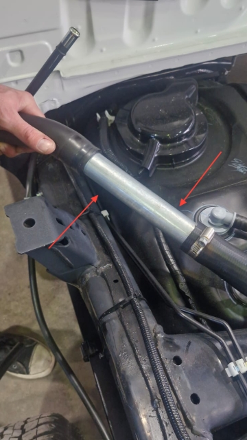 <p>Connect the straight steel pipe (CP107624) to the new hose, ensuring a secure fit.</p>