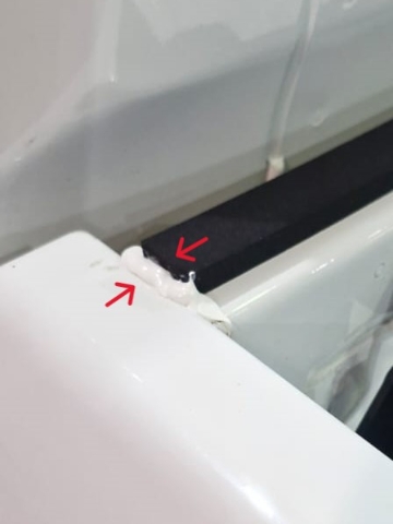 <p>Ensure you use urethane in the corners of the front of the wellside.</p>