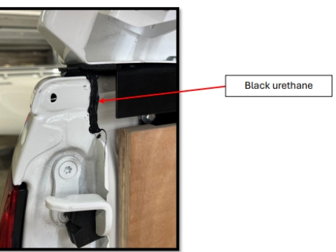 <p>Black urethane needs to be applied to the wellside of the UTE as shown in the photo. Make sure it is applied nice and tidy.</p>
