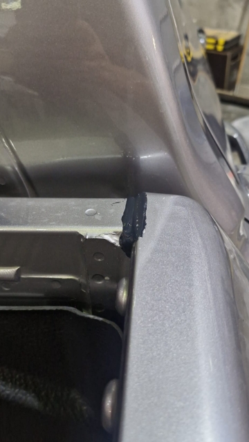 <p>Urethane the Corners ensure to make it is tidy as shown.</p>