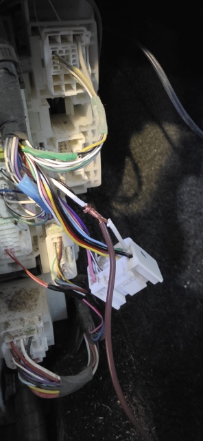 <p>Connect Brown from the incab loom to the white with black factory wire.</p>