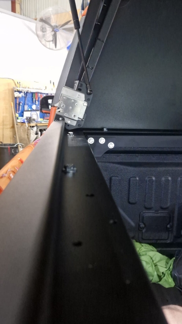 <p>Place all the bolts in the correct locations.</p>