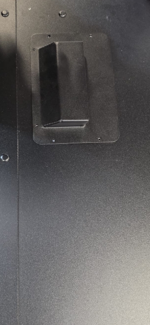 <p>Fit the inner roof vent and line them up with the holes.</p>