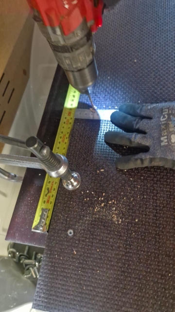 <p>Then screw in the screws in the pre-drilled holes.</p>