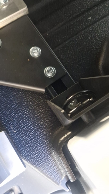 <p>Position the 1670mm low-profile bar underneath the rear brackets. Secure the bar to the brackets using the provided M8 x 35mm bolts, washers, and channel nuts.</p>