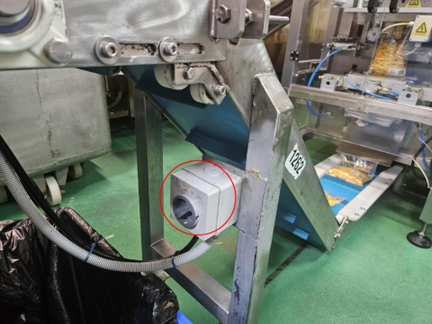 <p> Turn on the 1262 and check that it is operating correctly.</p>
