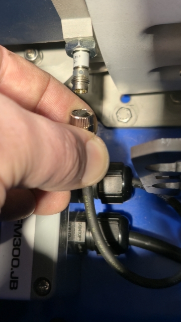 <p><strong>Reconnect the RPM Sensor cable</strong></p><p>Rotate the 3 pin sensor plug to locate with the sensor pins and screw together until fully home.</p>