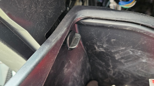 <p><strong>Step 1</strong>: Remove glove box untwisting the pins on each side and unclipping it from the hinges.</p>