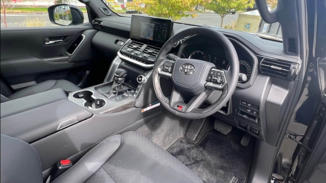 <p>16.</p><p>Test the wiring to see if you have high
beam feed.</p><p>Secure all wiring with the cable ties.</p><p>Refit dash panels in reverse order from
previous steps.</p>