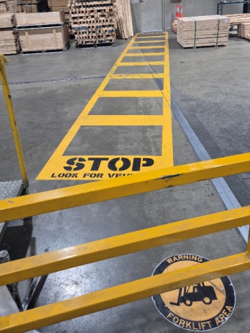 <p><span><strong>Slip and Trip Hazards</strong></span></p><p><br></p><p>Keep walkways and access areas <strong>clear of tools, timber, and spills.</strong></p><p><strong><br></strong></p><p>Clean up debris immediately — especially around isolation zones.</p>