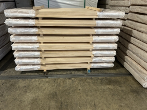 <p>The packets are transported from the stacker outfeed to the packaging area like this.&nbsp;<br></p>