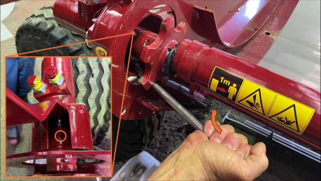 <p><span>While holding the motor in place, Use a
prybar to rotate the driveshaft until the second grub screw lines up with the
gap in the shaft Guard & loosen it as well.</span><br></p>