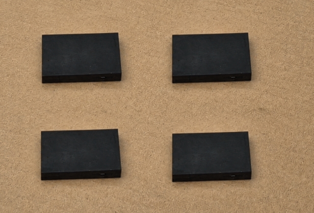 <p>Kit: 4 x 6mm Rubber Spacers</p><p>(Made up of 2 x 3mm rubbers) </p>