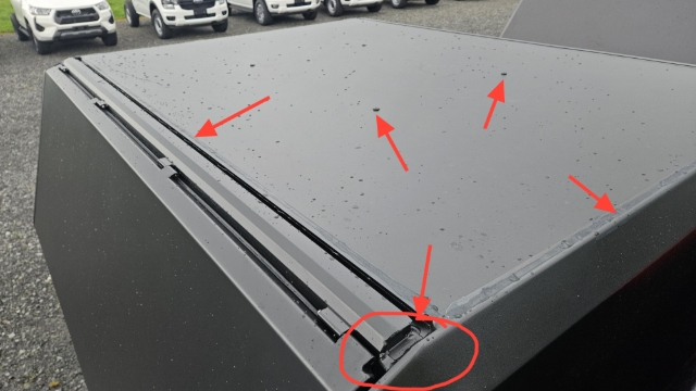 <p>Should a suspect leak be identified for a Trailcore Body, the following points need to be inspected and verified for leakage:</p><ul><li style="">Body Roof seals x 4, Extrusion Welds, Rivets<b> </b></li><li>Front wall Rivets & Air Vent</li><li>Handle corners/welds are in place</li><li>Rear-door seal is secure and intact </li></ul><p><br><br></p>
