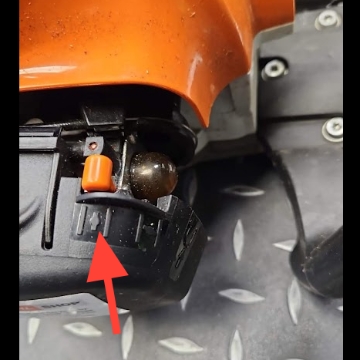 <p>Once engine starts, flick choke to open position</p><p><br><em>You may need to pull the starter again if engine stops</em></p>