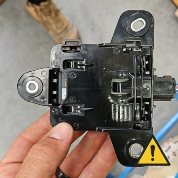 <blockquote><p><strong>CQC: </strong>Extreme caution required with radar sensors to not damage</p><p><strong>Do not drop</strong></p><p><strong>Do not mix L & R</strong></p></blockquote><p></p>