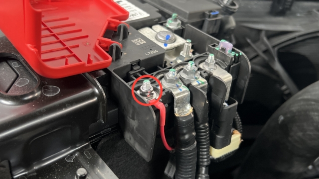 <p>Secure the positive branch of the wiring harness to the battery using a SS M6 Flange Nut. (Non-Nyloc)</p><blockquote><p><strong>Critical:</strong> Ensure nut is torqued to the manufacturers torque spec. </p><p>Ford torque spec on next page.</p></blockquote><p></p>