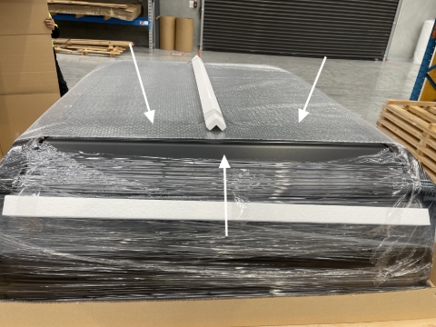 <p>Place bubble wrap and polystyrene angle onto the canopy and tape down using the clear packing tape as shown.</p><p></p><blockquote><p><strong>CQC </strong>Make sure that the polystyrene not exceed to the powdercoated surface and make sure that it is tape properly.And avoid covering the canopy roof seal by buble wrap or extending the polystyrene on the seal specifically when it is still freshly applied.</p></blockquote><p></p>