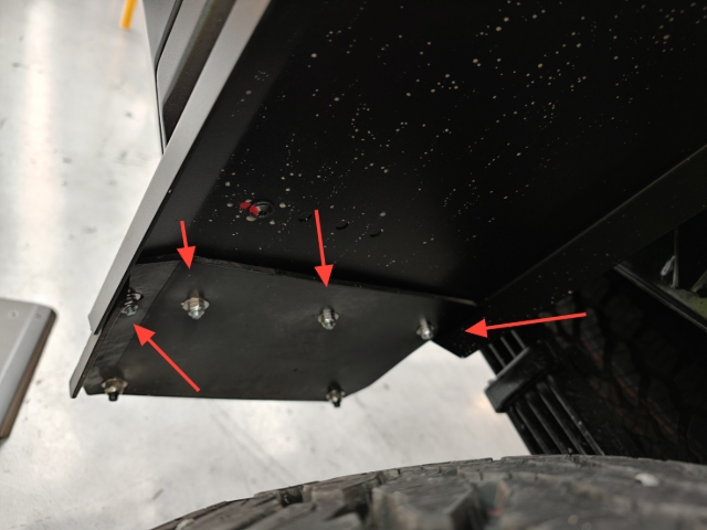 <p>Remove the 4 M6 nyloc nuts and washers </p>