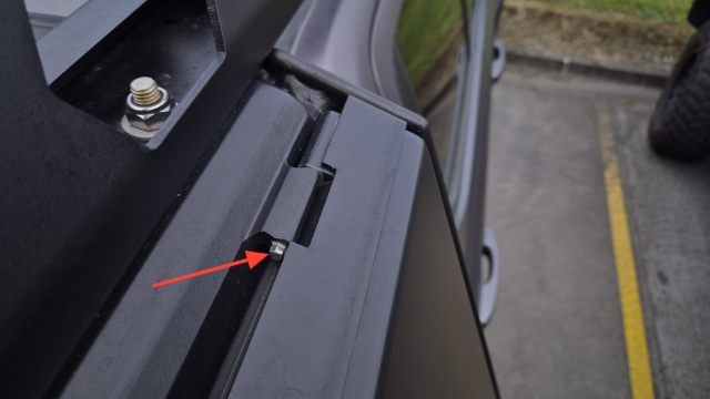 <p>Undo the door hinge pins </p><blockquote><p>Take care not to damage the service body, you may need a angle socket to undo the pin.</p></blockquote><p></p>