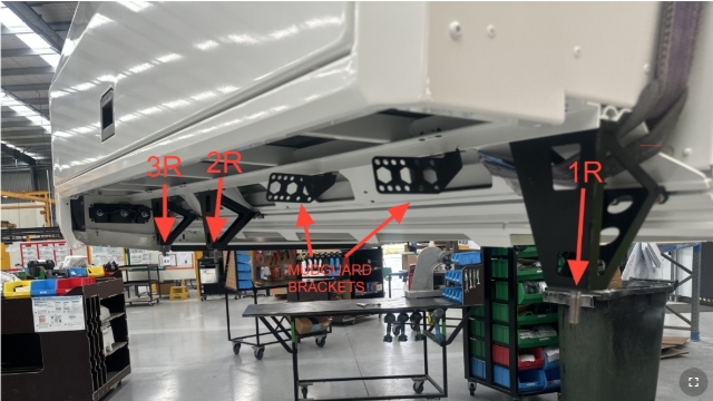 <p>Install chassis mounts from the front of the body in order:</p><p>Left (passenger): 3L → 2L → mudguard brackets → 1L</p><p>Right (driver): 3R → 2R → mudguard brackets → 1R</p><blockquote><p><strong>On SC install same as above but after 1R & 1L install 0R & 0L</strong></p></blockquote><p></p>