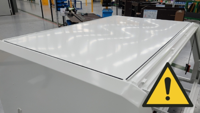 <p>DO NOT MOUNT CANTILEVERS OR ROOF PLATFORMS UNTIL SEALANT IS DRY</p>