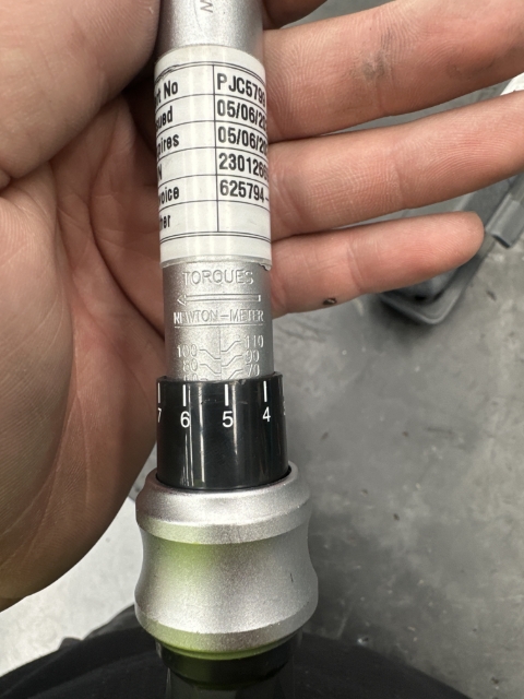 <blockquote><p><strong>CQC:</strong> CRITICAL TORQUE SPEC<strong> </strong><br>Torque all remaining bolts to 75NM.</p><p>Ensure correct torque process is used as per this Knowby:</p><p><klink id="b848cee1-4bdf-462e-a939-3a66477b1ded" step-id="d29b1157-21c8-4fd3-8758-b8326e2ba4f2">Using a Torque Wrench at Utemaster</klink></p></blockquote><p></p>
