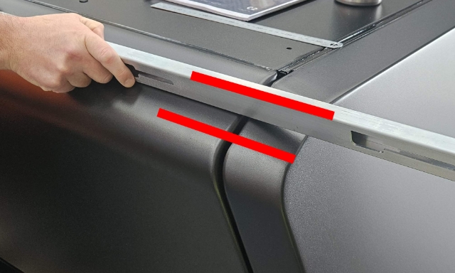 <p><strong>Front wall / Door infill alignment</strong></p><p><strong>Position #3 & #4</strong></p>