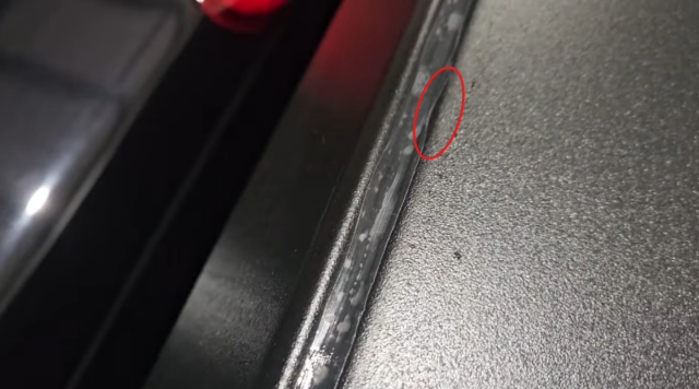<p>If a small section of the seal is damaged, mask around just the damaged section and apply black sealer to the damaged area. </p><p>(Standard spec used by Utemaster is black Sabre Bond SMP60B)</p>