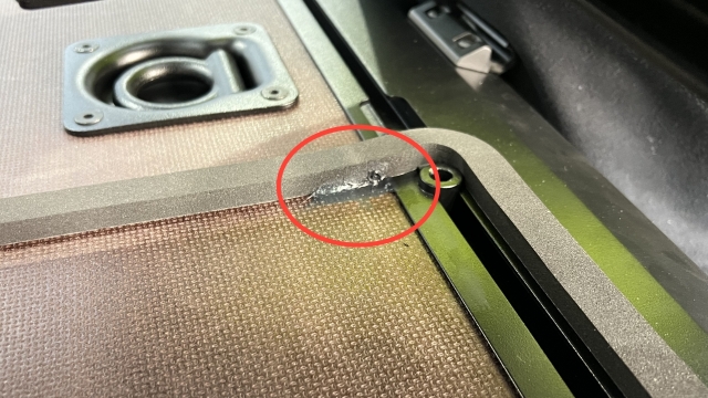 <blockquote><p><strong>CQC: Seal inside the rear outer corners (where the foam steps down from the tray to the plywood) using SMP60.</strong></p></blockquote><p></p>