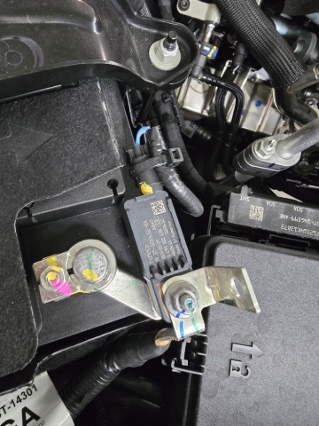 <p>Re-install the negative battery terminal.</p>