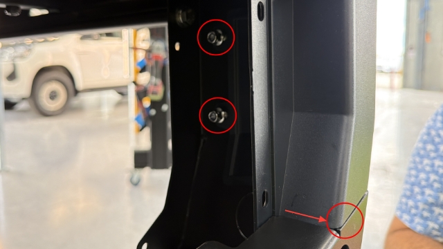 <p>Loosen install 3 M6 flange nuts to the studs on the bumper.</p>