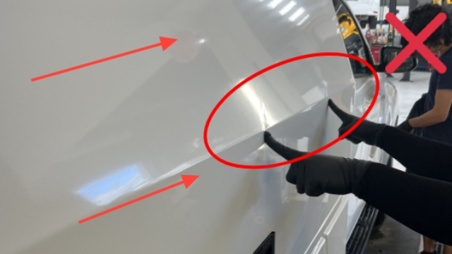 <p>Play close attention to high gloss surfaces and any surface defects by looking down all doors </p>