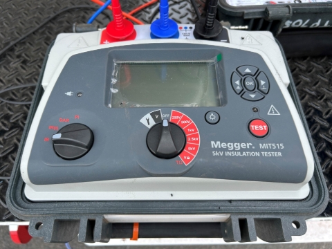 <p>Use a 5kV Insulation Resistance Tester with clamp leads. Test leads with banana plugs may be required for EWPs fitted with Megger Test Points.&nbsp;</p>