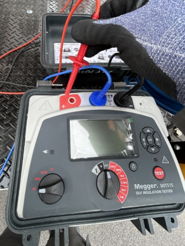 <p>Plug the test leads into the corresponding ports of the insulation resistance tester</p>