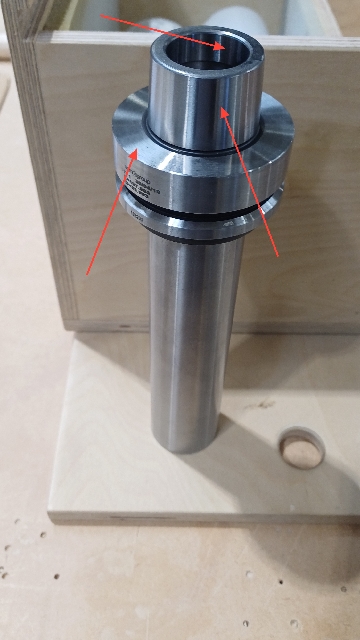 <p>Ensure the clocking bar is clean, especially the spindle contact surfaces</p>