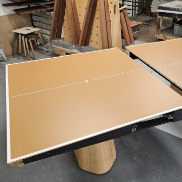 <p><strong><em>Keep Table in crate</em></strong> - seat top to base and</p><p>fix with wood screws from below</p><p></p><p>Remove crate screws and drop down, lift table over crate and place into position</p><p></p><p>Level base units with adjustable feet</p>
