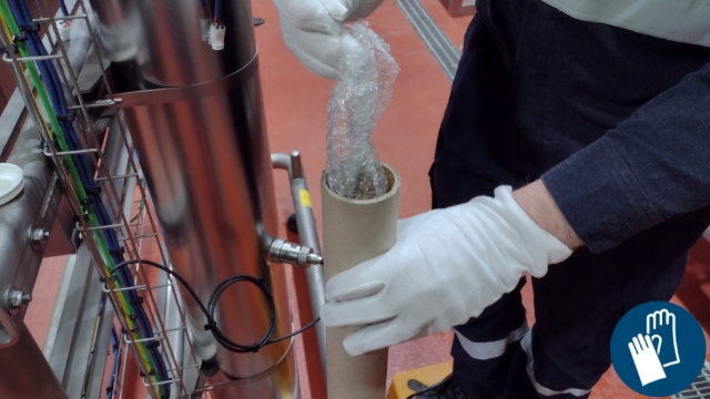 <p>Carefully open container housing new lamp and remove.</p><blockquote><p>Gloves must be worn.</p></blockquote><p></p><p>*Keep packaging to repack old lamps.</p><p></p>