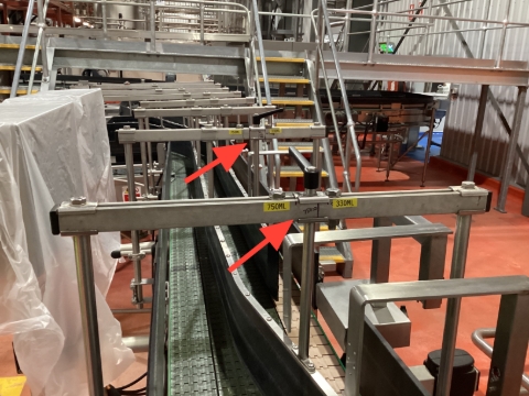 <h5>Filler Outfeed</h5><p>Set rejection lanes to suit bottle x 2</p>