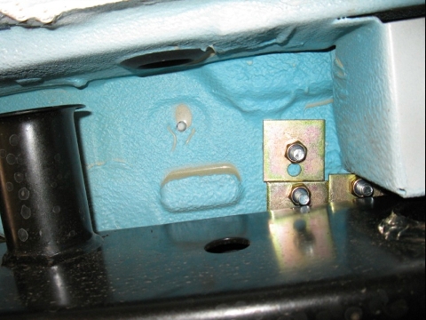 <ul><li>Seal around holes, underside of floor with Silicone Sealant.</li><li>Fit Under- Floor Plates, Flat Washers, and Nyloc Nuts then tighten firmly.</li></ul>
