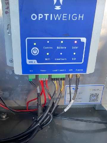 <p>Plug in to WIC2 control box and turn on</p>